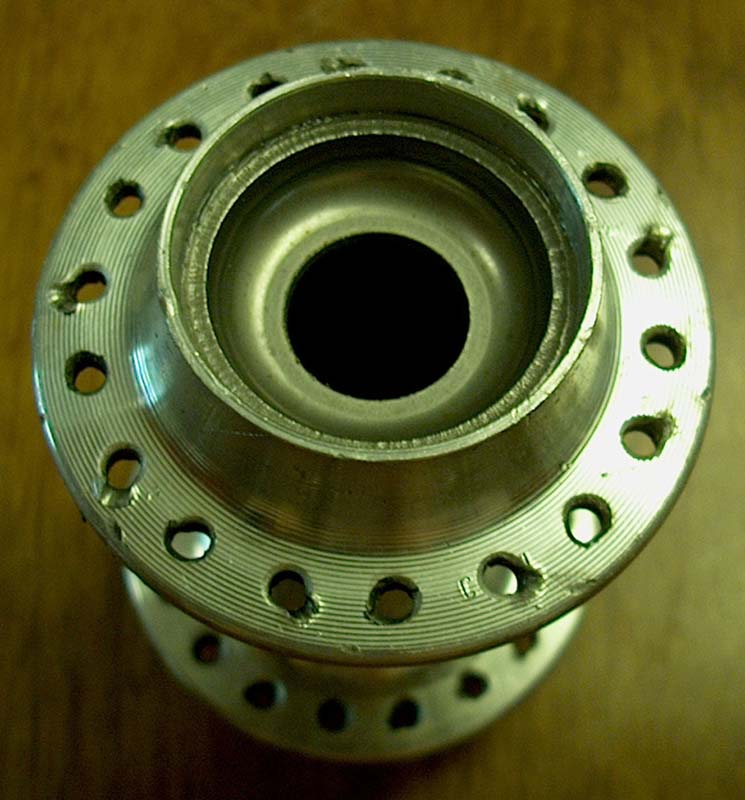 10 hub, left side, noflash
